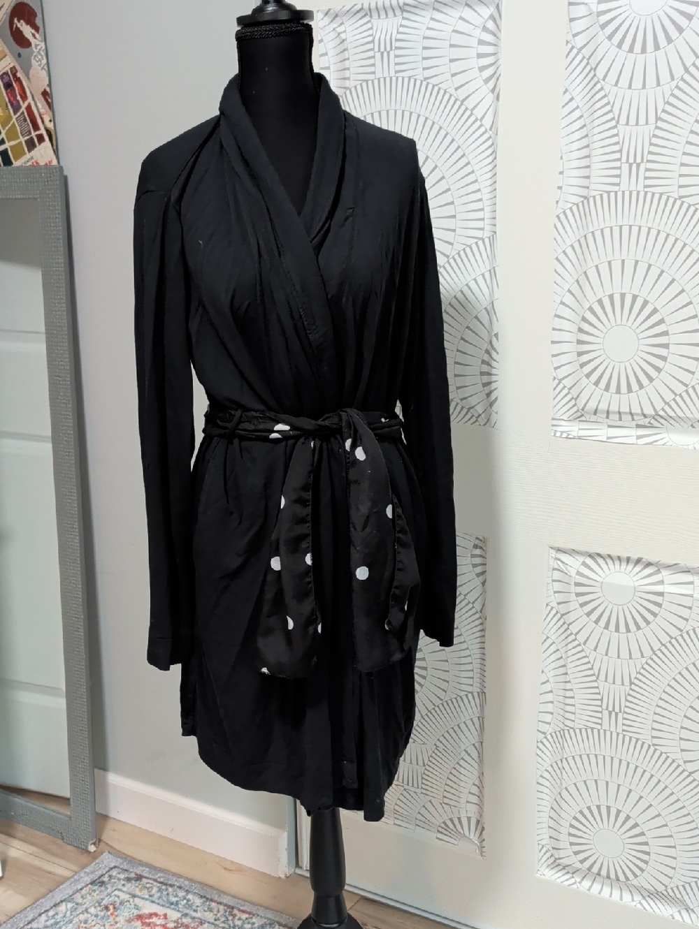 Stars Above Black Wrap Robe with Pockets And Polka Dot Tie